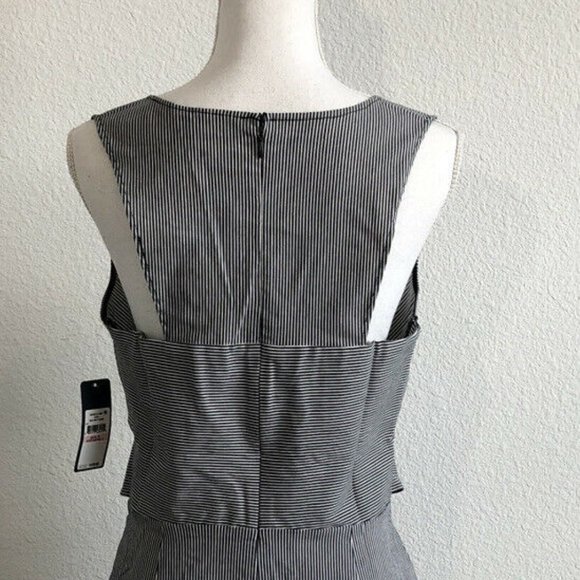 NEW! RACHEL ROY navy pinstripe v-neck ruffle dress - Picture 8 of 13